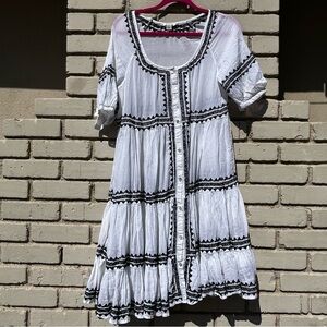 Sundance Embroidered Tiered Mini Knee Length Dress in White - Size XS